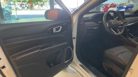 JEEP Commander 2.0 16V 4P TD380 OVERLAND 4X4 TURBO DIESEL AUTOM�TICO AT9, Foto 5