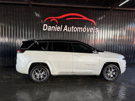 JEEP Commander 2.0 16V 4P TD380 OVERLAND 4X4 TURBO DIESEL AUTOM�TICO AT9, Foto 4