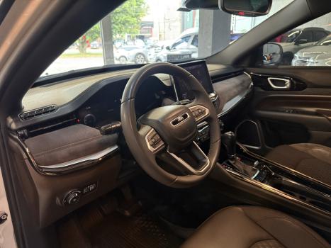 JEEP Commander 2.0 16V 4P TD380 OVERLAND 4X4 TURBO DIESEL AUTOM�TICO AT9, Foto 7