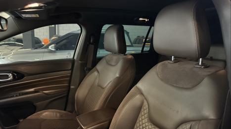 JEEP Commander 2.0 16V 4P TD380 OVERLAND 4X4 TURBO DIESEL AUTOM�TICO AT9, Foto 11