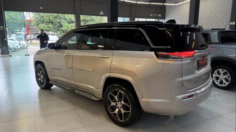JEEP Commander 2.0 16V 4P TD380 OVERLAND 4X4 TURBO DIESEL AUTOM�TICO AT9, Foto 15
