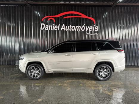 JEEP Commander 2.0 16V 4P TD380 OVERLAND 4X4 TURBO DIESEL AUTOM�TICO AT9, Foto 4
