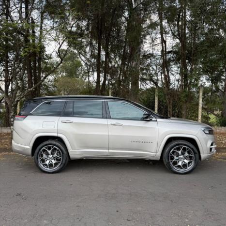 JEEP Commander 2.0 16V 4P TD380 OVERLAND 4X4 TURBO DIESEL AUTOM�TICO AT9, Foto 5