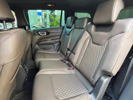 JEEP Commander 2.2 TURBO DIESEL OVERLAND 4X4 AUTOM�TICO AT9, Foto 6