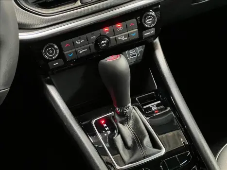 JEEP Compass 1.3 16V 4P FLEX LONGITUDE T270 TURBO AUTOMÁTICO, Foto 14 JEEP Compass 1.3 16V 4P FLEX LONGITUDE T270 TURBO AUTOMÁTICO, Foto 14