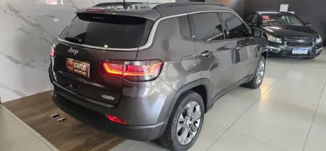 JEEP Compass 1.3 16V 4P FLEX LONGITUDE 80 ANOS T270 TURBO AUTOM�TICO, Foto 4