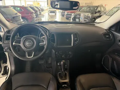 JEEP Compass 2.0 16V 4P TRAILHAWK TURBO DIESEL 4X4 AUTOMÁTICO, Foto 10 JEEP Compass 2.0 16V 4P TRAILHAWK TURBO DIESEL 4X4 AUTOMÁTICO, Foto 10