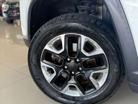 JEEP Compass 2.0 16V 4P TRAILHAWK TURBO DIESEL 4X4 AUTOMÁTICO, Foto 16 JEEP Compass 2.0 16V 4P TRAILHAWK TURBO DIESEL 4X4 AUTOMÁTICO, Foto 16