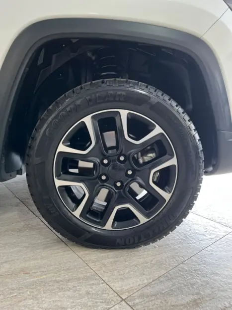 JEEP Compass 2.0 16V 4P 350 TRAILHAWK 4X4 TURBO DIESEL AUTOM�TICO, Foto 9