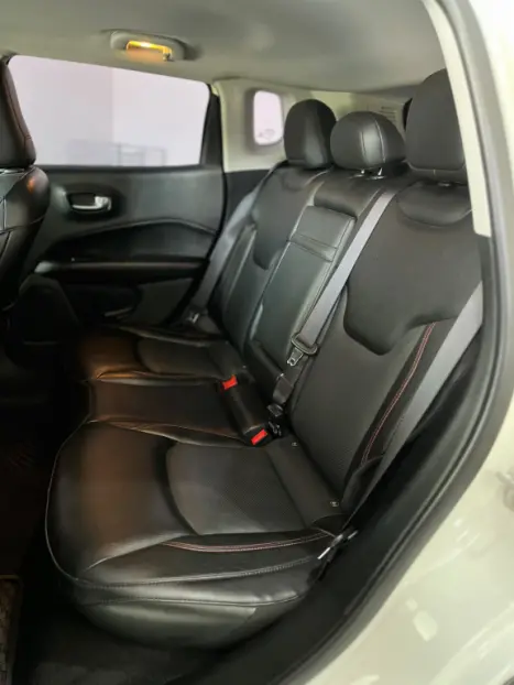 JEEP Compass 2.0 16V 4P 350 TRAILHAWK 4X4 TURBO DIESEL AUTOM�TICO, Foto 11
