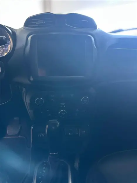 JEEP Renegade 2.0 16V 4P TURBO DIESEL LONGITUDE 4X4 AUTOMTICO, Foto 10