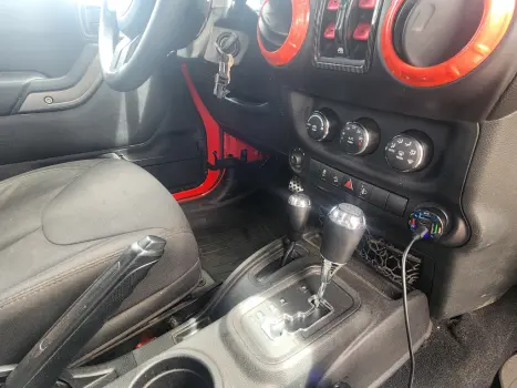 JEEP Wrangler 3.6 V6 4P UNLIMITED SPORT 4X4 AUTOM�TICO, Foto 19