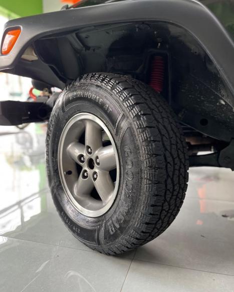 JEEP Wrangler 4.0 12V 6 CILINDROS SPORT TETO RGIDO E LONA AUTOMTICO, Foto 13