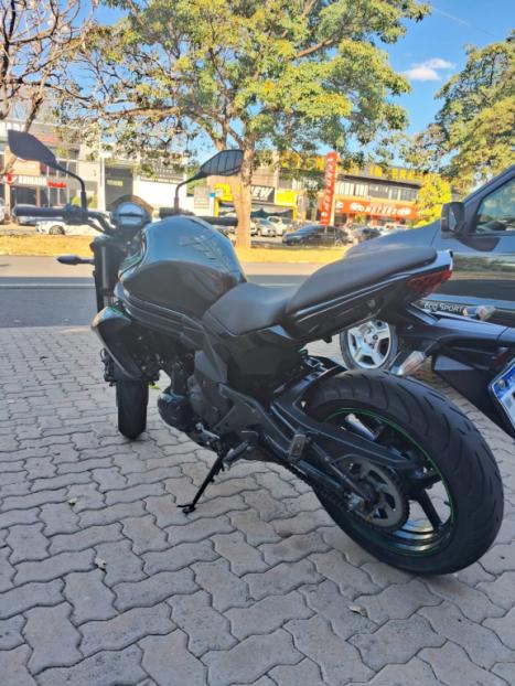 KAWASAKI ER-6N 650 ABS, Foto 4
