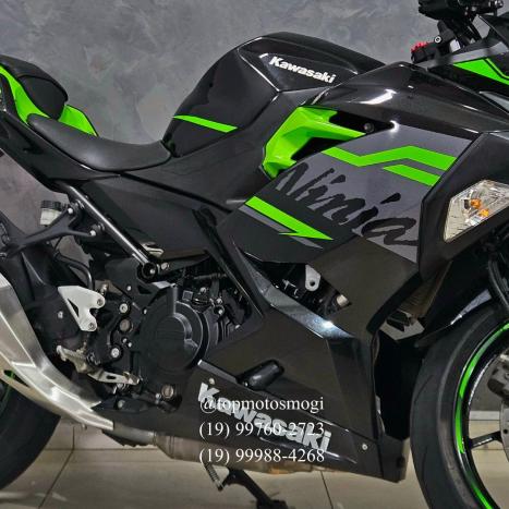 KAWASAKI Ninja 400 , Foto 4