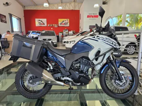 KAWASAKI Versys 300 TOURER, Foto 2