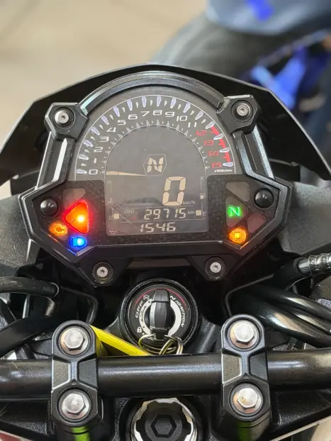 KAWASAKI Z 400 ABS, Foto 12