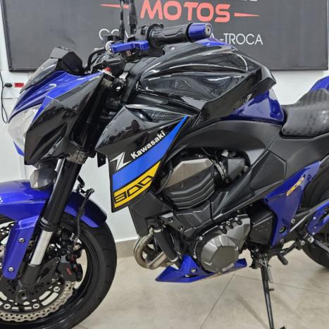 KAWASAKI Z 800 , Foto 6