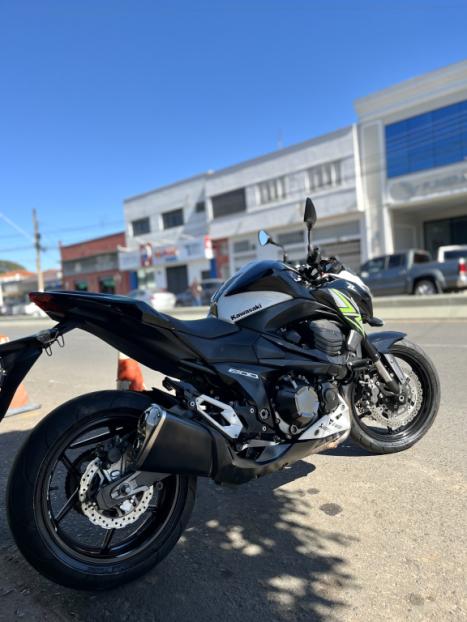 KAWASAKI Z 800 , Foto 2