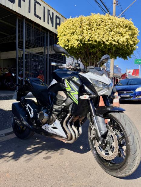 KAWASAKI Z 800 , Foto 4