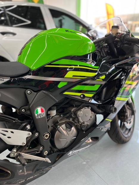 KAWASAKI ZX 6 R 636, Foto 8
