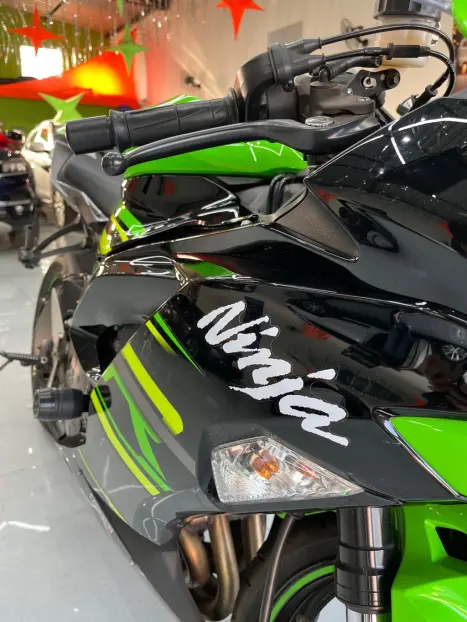 KAWASAKI ZX 6 R 636, Foto 12