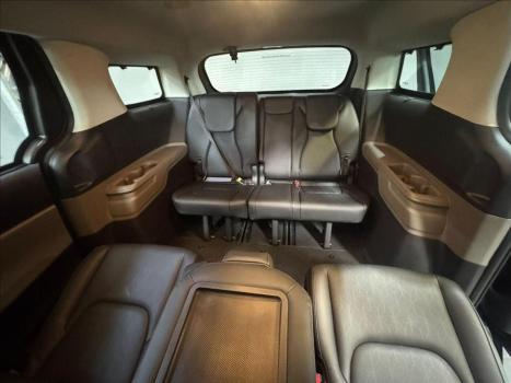 KIA Carnival 3.8 V6 4P EX AUTOM�TCIO, Foto 17