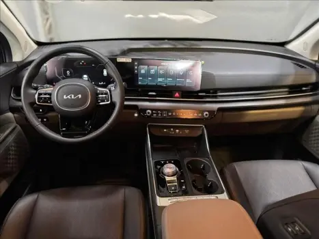 KIA Carnival 3.8 V6 4P EX AUTOM�TCIO, Foto 18