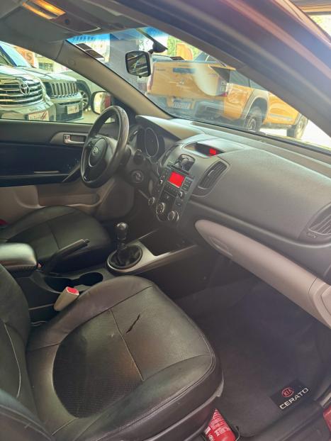 KIA Cerato Sedan 1.6 16V 4P EX, Foto 8