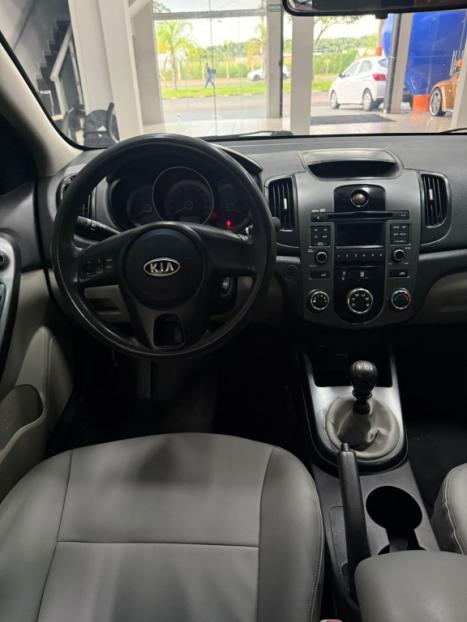 KIA Cerato Sedan 1.6 16V 4P EX, Foto 7