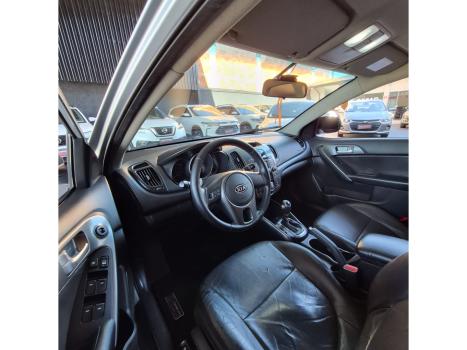KIA Cerato Sedan , Foto 8