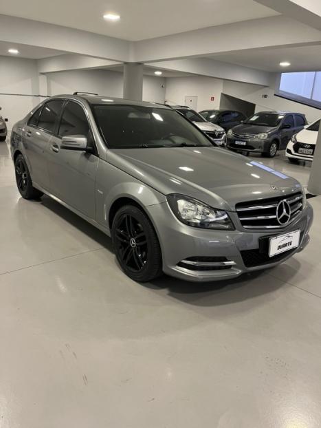 MERCEDES-BENZ C 180 1.8 16V 4P CGI CLASSIC AUTOMTICO, Foto 3