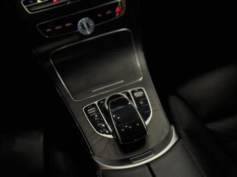 MERCEDES-BENZ C 300 2.0 16V 4P CGI ANNIVERSARY EDITION 7G-TRONIC AUTOMÁTICO, Foto 14 MERCEDES-BENZ C 300 2.0 16V 4P CGI ANNIVERSARY EDITION 7G-TRONIC AUTOMÁTICO, Foto 14