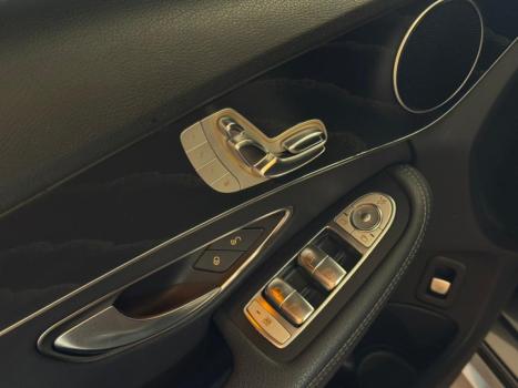 MERCEDES-BENZ C 300 2.0 16V 4P CGI ANNIVERSARY EDITION 7G-TRONIC AUTOMÁTICO, Foto 19 MERCEDES-BENZ C 300 2.0 16V 4P CGI ANNIVERSARY EDITION 7G-TRONIC AUTOMÁTICO, Foto 19