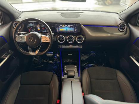 MERCEDES-BENZ GLA 200 , Foto 13