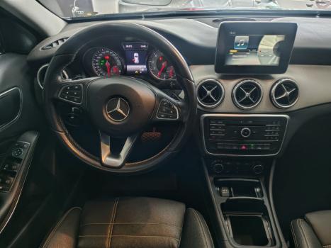 MERCEDES-BENZ GLA 200 1.6 16V 4P FLEX CGI ADVANCE TURBO AUTOMTICO, Foto 13
