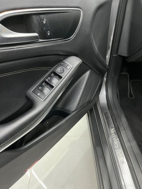 MERCEDES-BENZ GLA 200 1.6 16V 4P FLEX CGI ADVANCE TURBO AUTOM�TICO, Foto 6