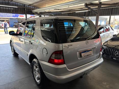 MERCEDES-BENZ ML 320 3.2 V6 24V 4P 4X4 AUTOM�TICO, Foto 2
