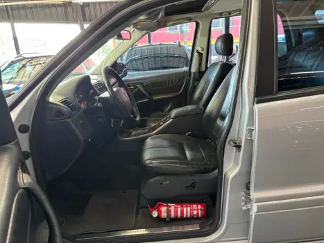 MERCEDES-BENZ ML 320 3.2 V6 24V 4P 4X4 AUTOM�TICO, Foto 24