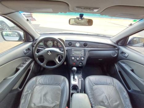 MITSUBISHI Airtrek 2.4 16V 4X4 AUTOM�TICO, Foto 8