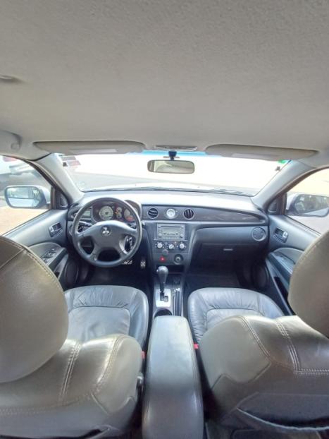 MITSUBISHI Airtrek 2.4 16V 4X4 AUTOM�TICO, Foto 14