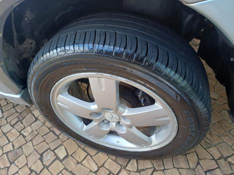 MITSUBISHI Airtrek 2.4 16V 4X4 AUTOM�TICO, Foto 12