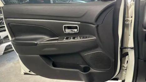 MITSUBISHI ASX 2.0 16V 4P 4X4 AWD AUTOM�TICO, Foto 13