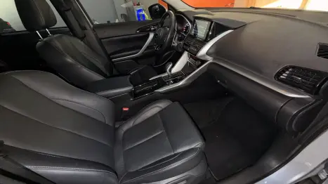 MITSUBISHI Eclipse Cross 1.5 16V 4P HPE MIVEC TURBO AUTOM�TICO CVT, Foto 13