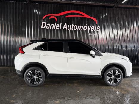 MITSUBISHI Eclipse Cross 1.5 16V 4P MIVEC HPE-S AWD TURBO AUTOMÁTICO CVT, Foto 4