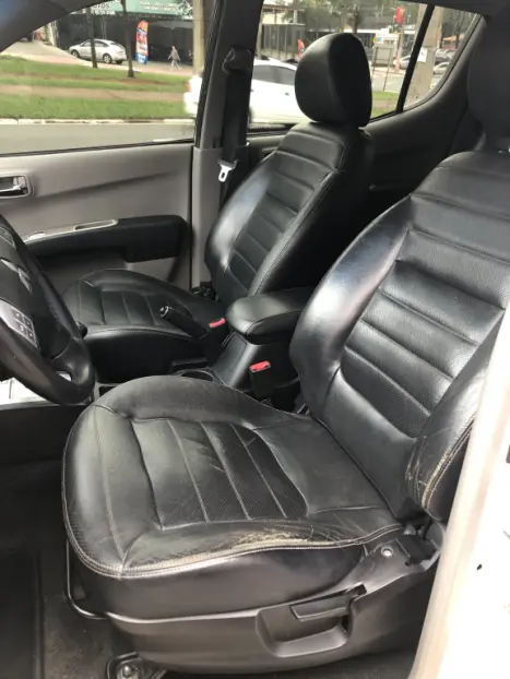 MITSUBISHI L 200 3.5 24V FLEX HPE 4X4  CABINE DUPLA AUTOM�TICO, Foto 4