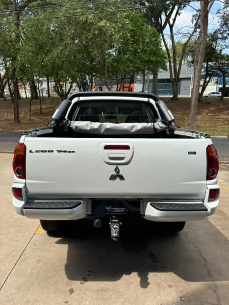 MITSUBISHI L 200 Triton 2.4 16V FLEX HLS CABINE DUPLA, Foto 7