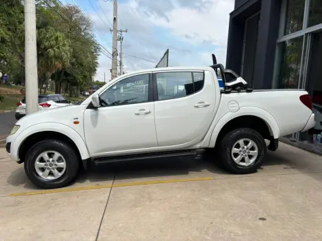 MITSUBISHI L 200 Triton 2.4 16V FLEX HLS CABINE DUPLA, Foto 9