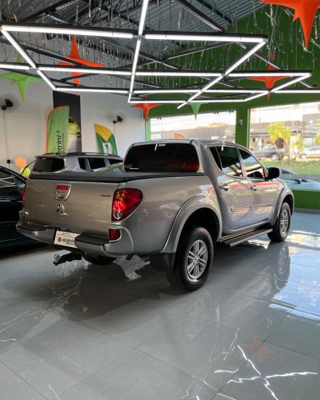 MITSUBISHI L 200 Triton 2.4 16V FLEX HLS CHROME CABINE DUPLA, Foto 4