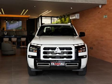 MITSUBISHI L 200 Triton , Foto 6